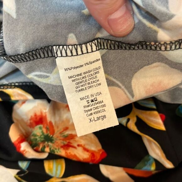 Hello Miz Black Floral Fitted Maternity Off Shoulder Dress Size Large NWT - Picture 8 of 10